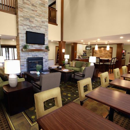 Staybridge Suites Eau Claire - Altoona By Ihg Εξωτερικό φωτογραφία
