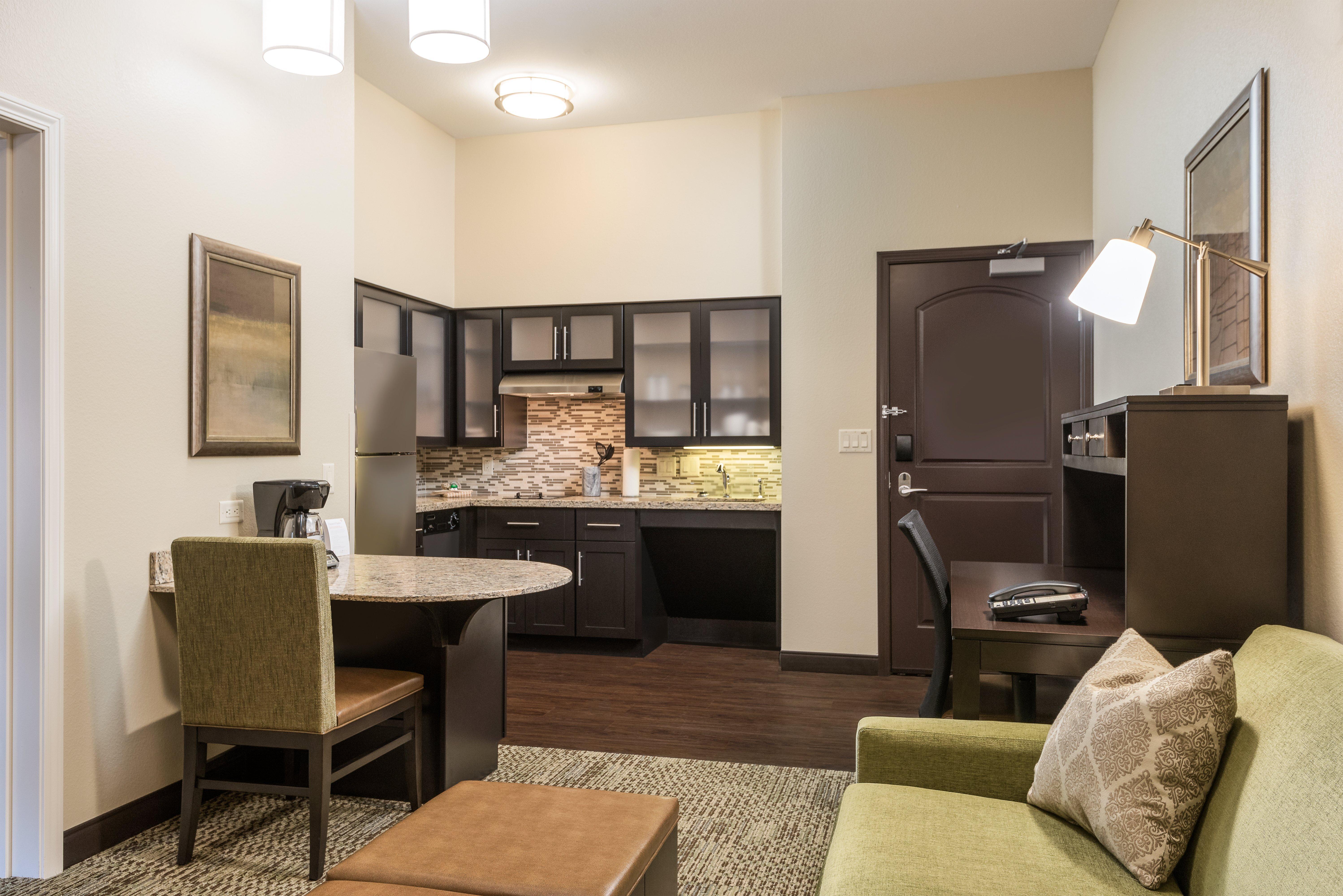 Staybridge Suites Eau Claire - Altoona By Ihg Εξωτερικό φωτογραφία