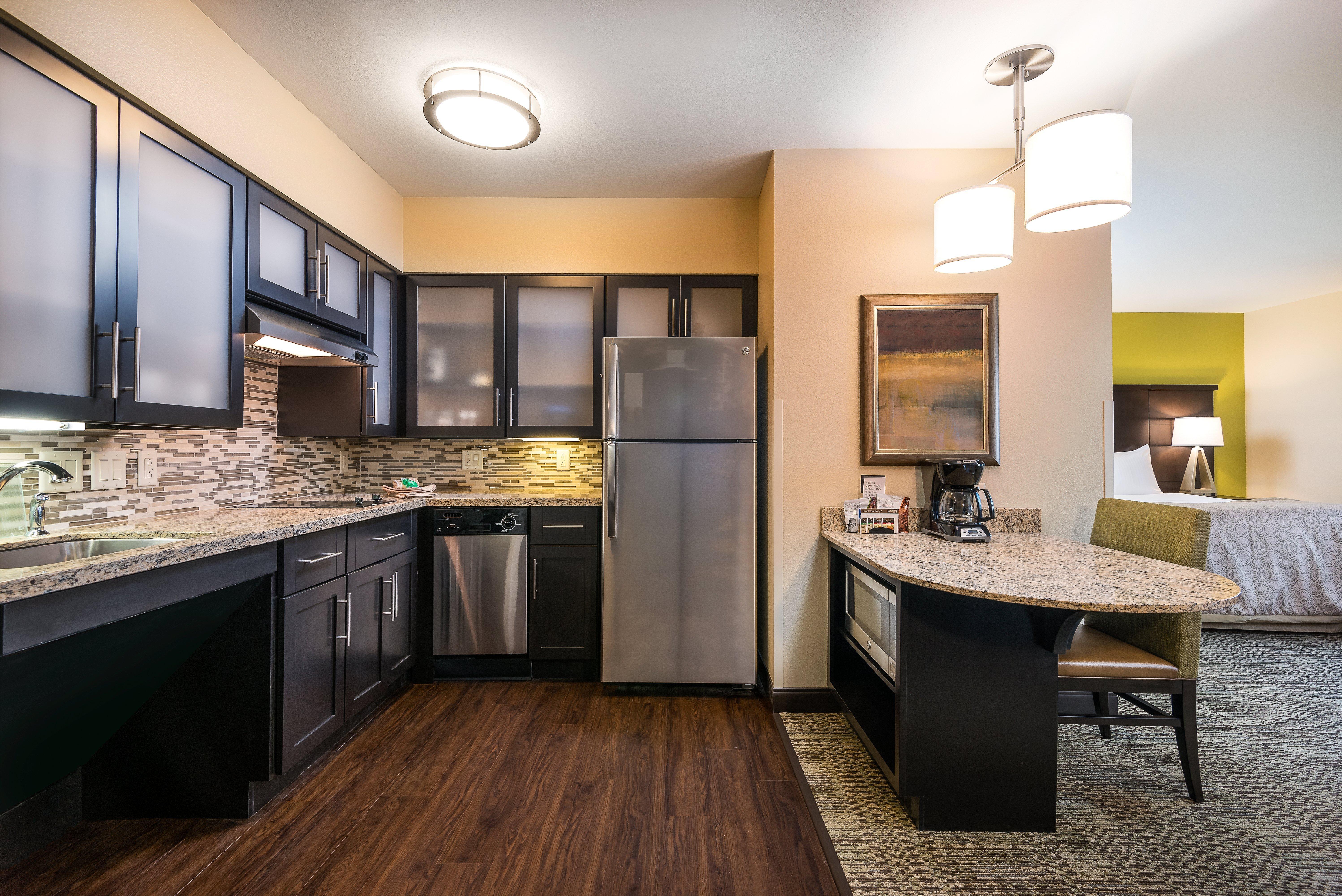 Staybridge Suites Eau Claire - Altoona By Ihg Εξωτερικό φωτογραφία