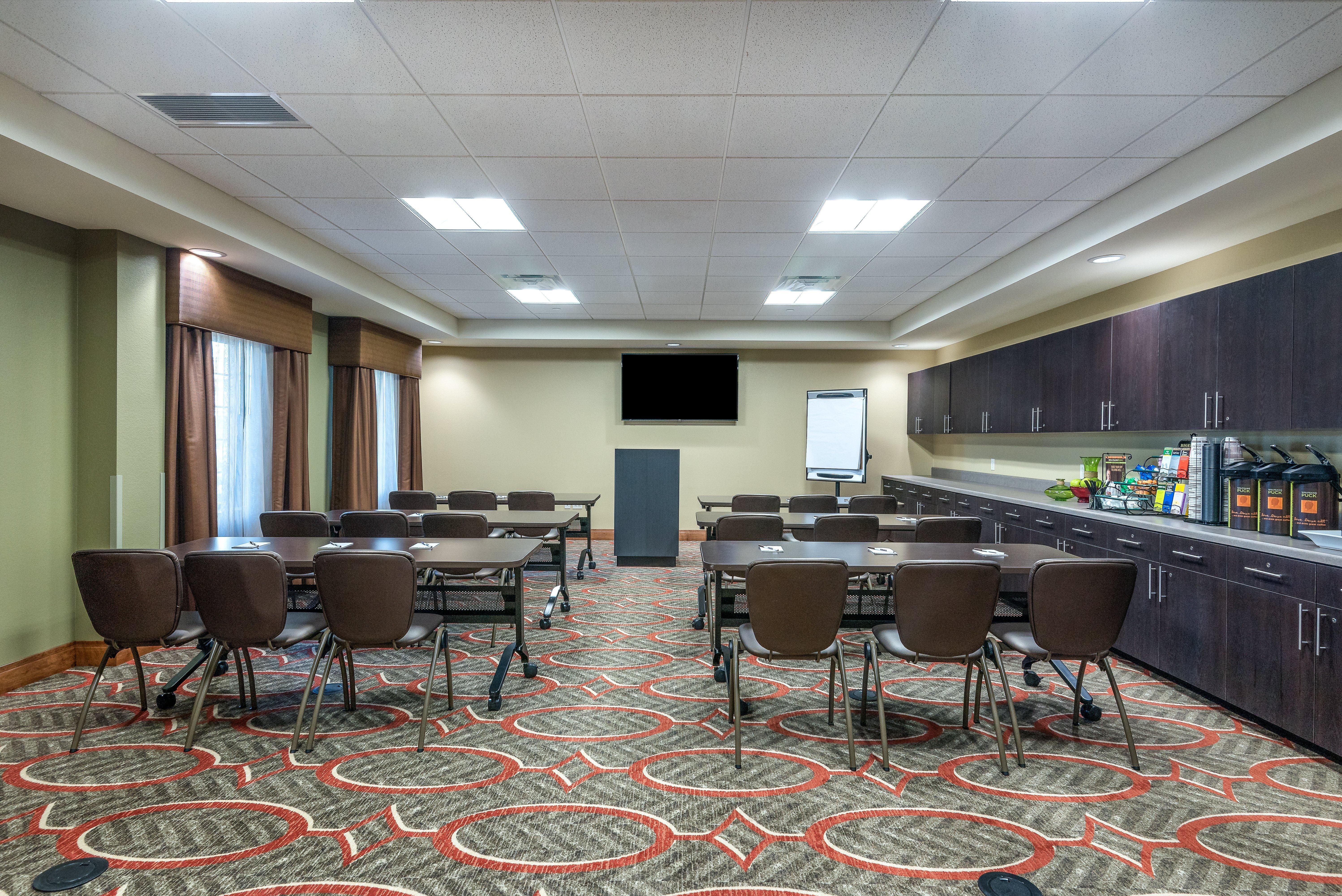 Staybridge Suites Eau Claire - Altoona By Ihg Εξωτερικό φωτογραφία